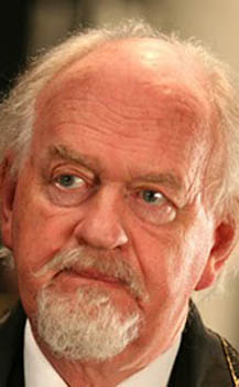 Oliver Ford Davies